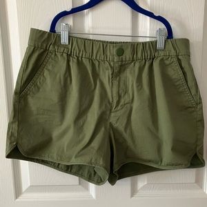 EUC J Crew Dressy Olive Shorts Sz M